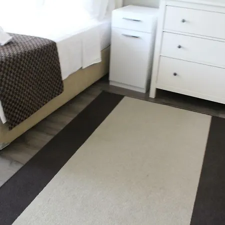 Apartment Funk Flat *